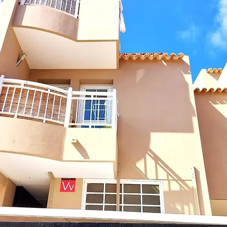 Adeje House 2 Bedrooms, Wifi Free *