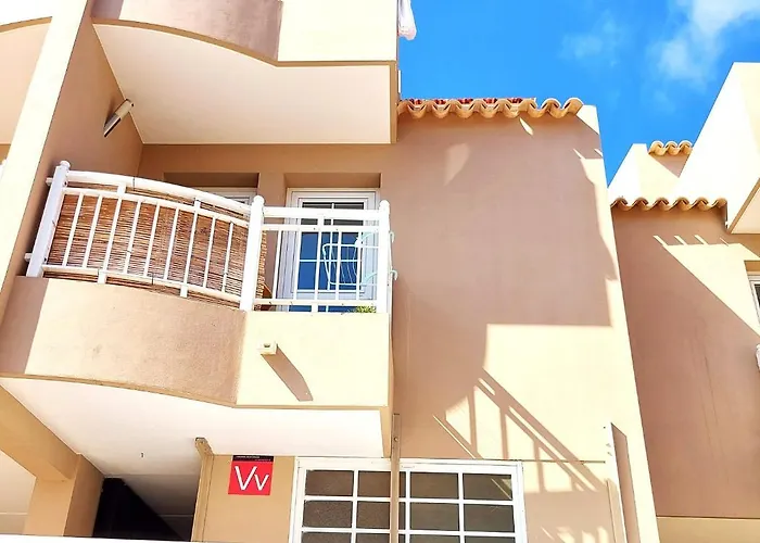 Adeje House 2 Bedrooms, Wifi Free *